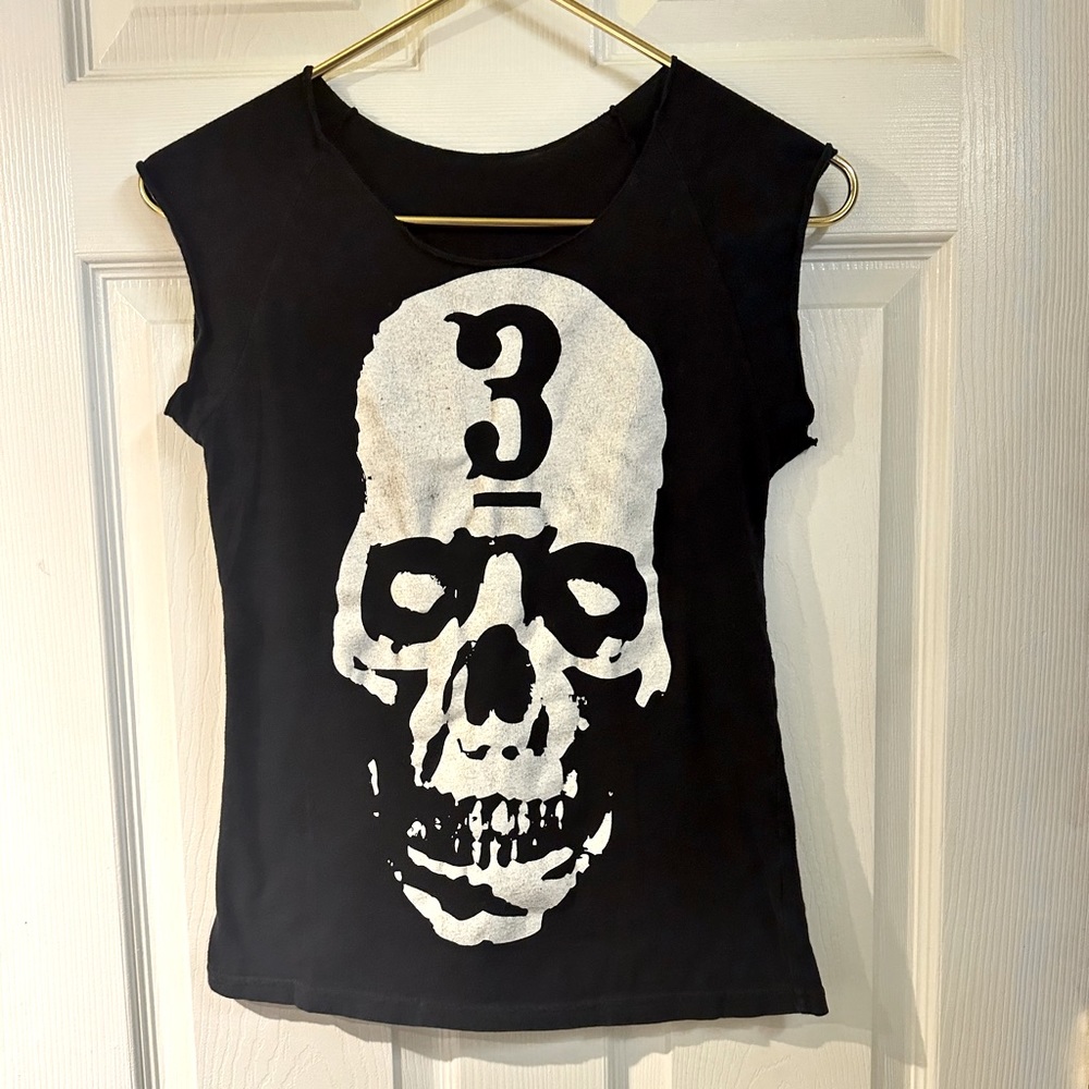 HANK 3 women’s tank, size S.